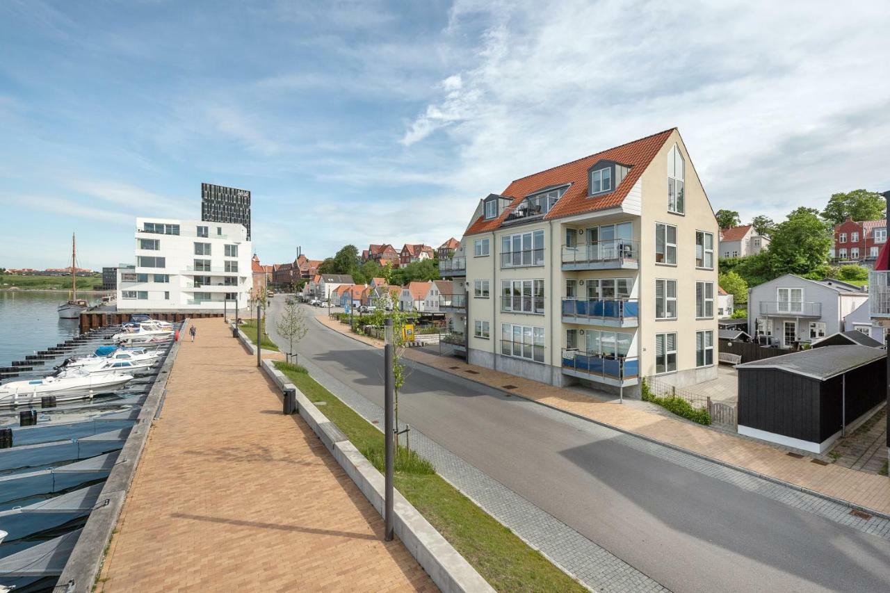 Luxury City Center Harbour Apartment 2 Bedroom Сённерборг Экстерьер фото