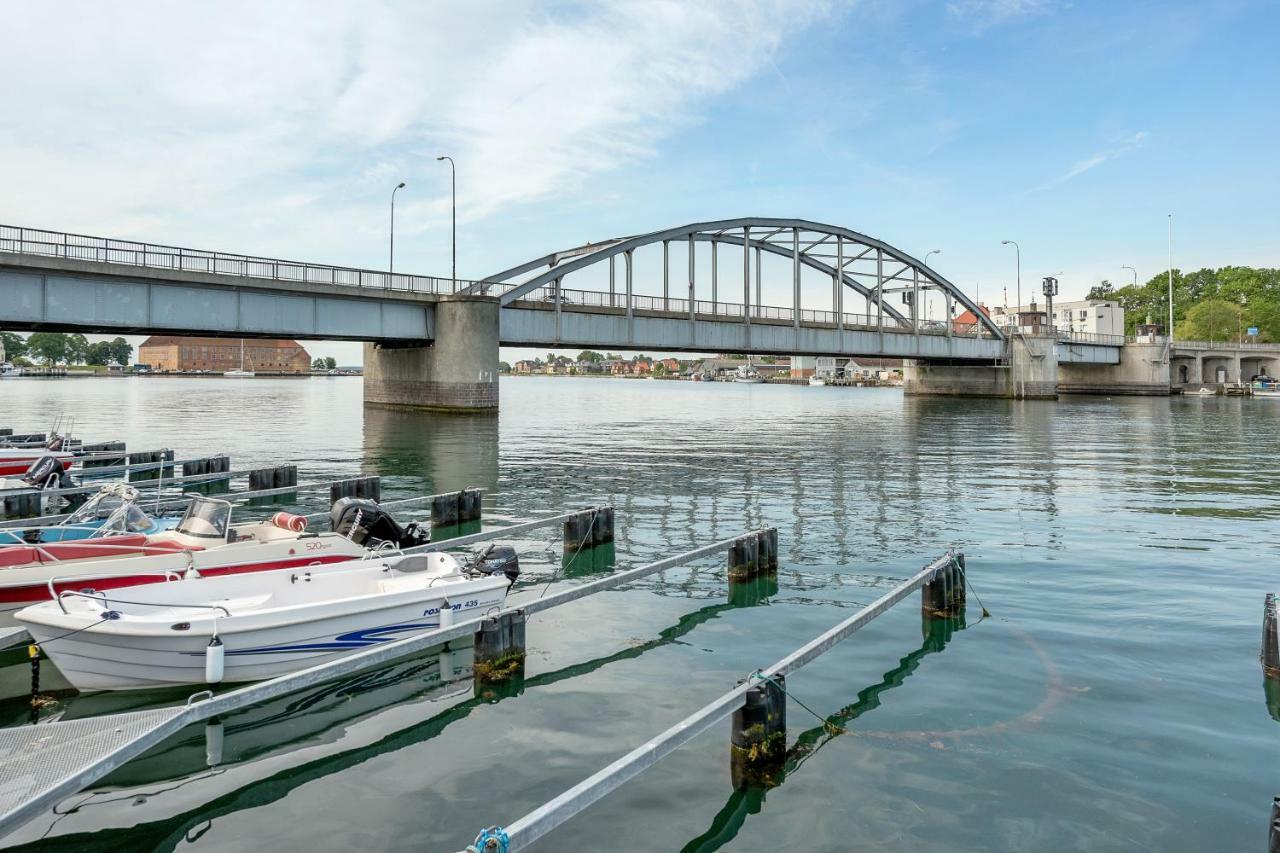 Luxury City Center Harbour Apartment 2 Bedroom Сённерборг Экстерьер фото