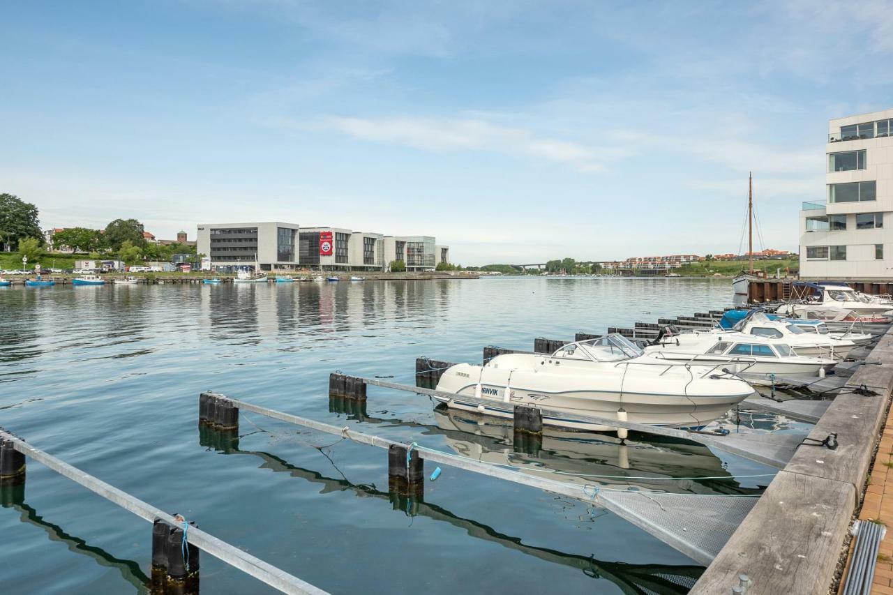Luxury City Center Harbour Apartment 2 Bedroom Сённерборг Экстерьер фото
