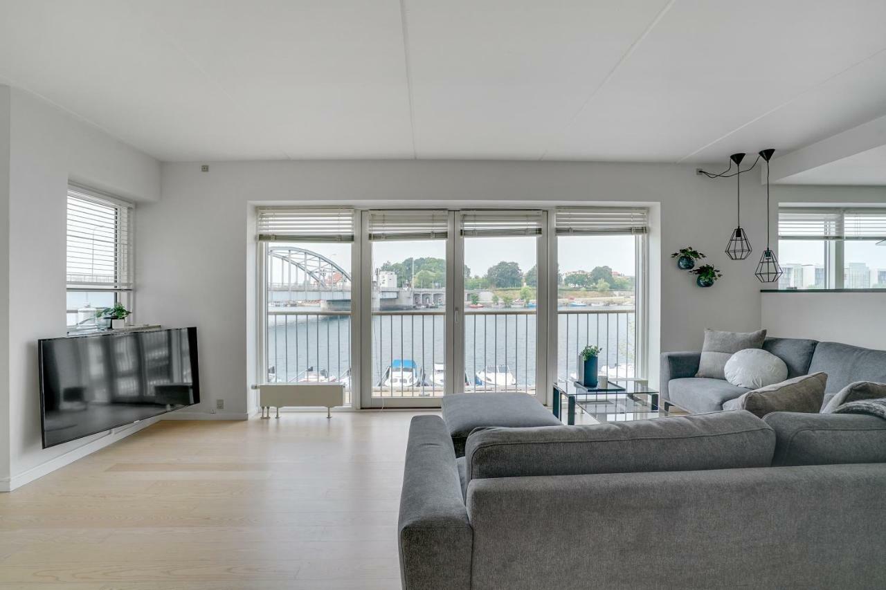 Luxury City Center Harbour Apartment 2 Bedroom Сённерборг Экстерьер фото