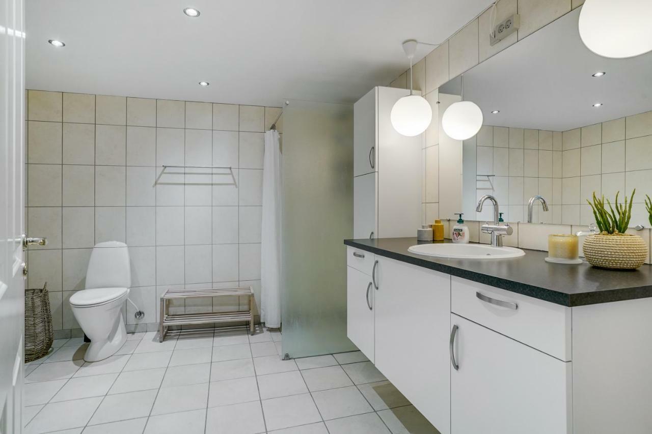 Luxury City Center Harbour Apartment 2 Bedroom Сённерборг Экстерьер фото